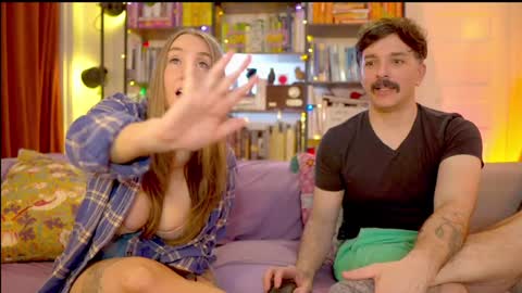 Snapshot of task_manager chatting on March 7, 2025, 8:11 pm Vivian Clark online show from March 7, 2025, 8:11 pm