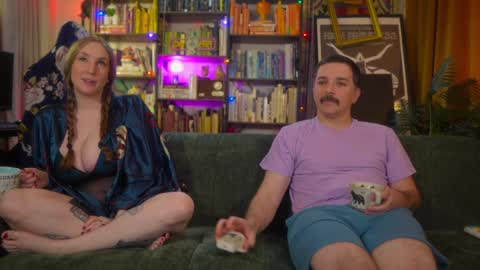 Snapshot of task_manager chatting on October 15, 2025, 1:55 pm Vivian Clark online show from October 15, 2025, 1:55 pm