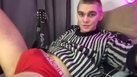 Snapshot of tasteithorny chatting on January 20, 2025, 12:28 pm tasteithorny online show from January 20, 2025, 12:28 pm