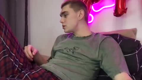 Snapshot of tasteithorny chatting on January 27, 2025, 8:17 pm tasteithorny online show from January 27, 2025, 8:17 pm