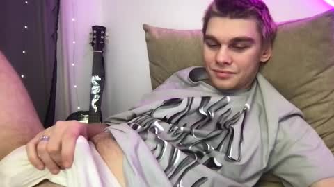 Snapshot of tasteithorny chatting on February 19, 2025, 6:54 pm tasteithorny online show from February 19, 2025, 6:54 pm