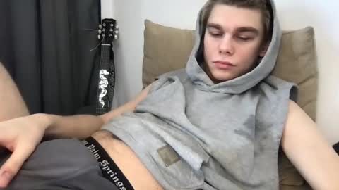 Snapshot of tasteithorny chatting on February 27, 2025, 8:28 am tasteithorny online show from February 27, 2025, 8:28 am