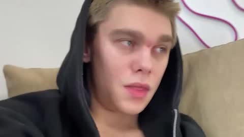 Snapshot of tasteithorny chatting on March 10, 2025, 5:43 am tasteithorny online show from March 10, 2025, 5:43 am