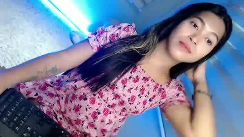 Snapshot of tasteofinnocent69 chatting on January 12, 2025, 5:45 am online show from January 12, 2025, 5:45 am