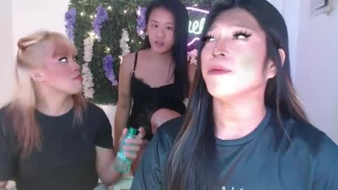 Snapshot of tasteofinnocent69 chatting on January 30, 2025, 11:01 am online show from January 30, 2025, 11:01 am