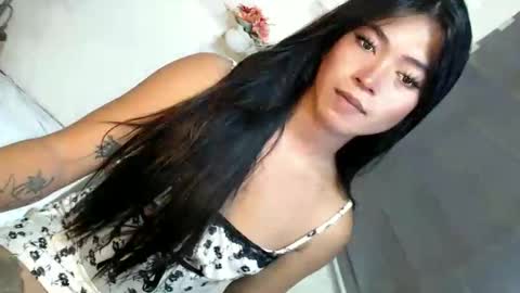 Snapshot of tasteofinnocent69 chatting on September 12, 2025, 5:40 am online show from September 12, 2025, 5:40 am