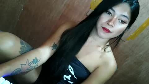 Snapshot of tasteofinnocent69 chatting on October 11, 2025, 7:29 am online show from October 11, 2025, 7:29 am