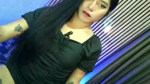 Snapshot of tasteofinnocent69 chatting on November 15, 2025, 11:29 am online show from November 15, 2025, 11:29 am