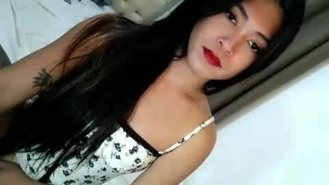 Snapshot of tasteofinnocent69 chatting on February 1, 2026, 9:19 am online show from February 1, 2026, 9:19 am