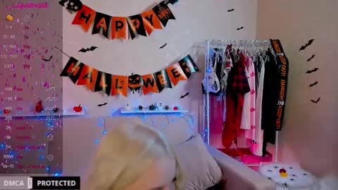 Snapshot of tasty__booty chatting on October 29, 2025, 2:14 am Ann online show from October 29, 2025, 2:14 am