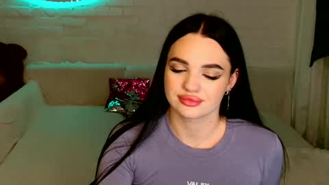 tasty_babyy online show from January 21, 2025, 8:21 pm