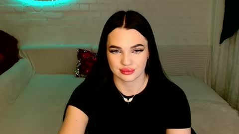 tasty_babyy online show from February 7, 2025, 6:24 pm