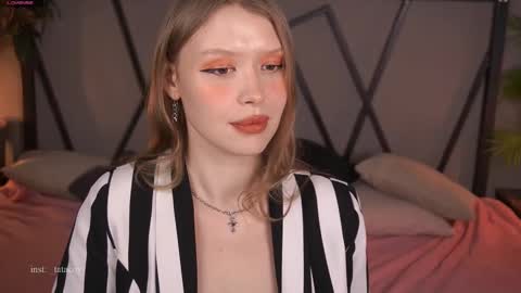 Snapshot of tatacoy chatting on March 3, 2026, 2:45 pm TataCoy online show from March 3, 2026, 2:45 pm