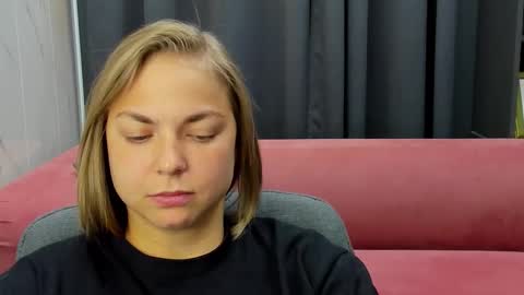 Snapshot of tataflower chatting on October 25, 2025, 8:36 pm Tata online show from October 25, 2025, 8:36 pm