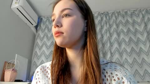 Tate online show from February 7, 2025, 6:13 pm