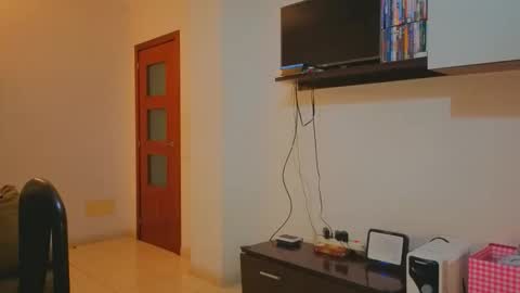 Snapshot of tatiana2224 chatting on October 31, 2025, 9:27 pm tatiana2224 online show from October 31, 2025, 9:27 pm