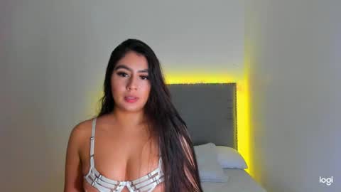 Snapshot of tatiana_2000 chatting on May 19, 2026, 1:56 am Tatiana online show from May 19, 2026, 1:56 am