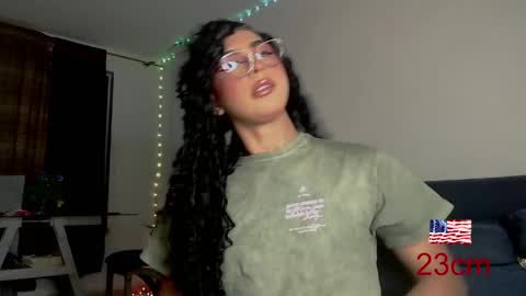 Snapshot of tatiana_hunter chatting on May 9, 2026, 7:35 am tatiana_hunter online show from May 9, 2026, 7:35 am