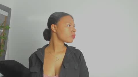 tatianasquirthot online show from March 1, 2026, 7:38 pm