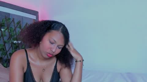 tatianasquirthot online show from March 3, 2026, 7:20 pm