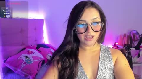 Snapshot of tatissdeliciuss chatting on November 3, 2025, 1:29 am Tatiss online show from November 3, 2025, 1:29 am