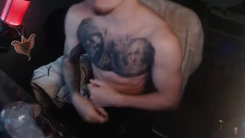 Snapshot of tattedtoyabuser chatting on December 16, 2025, 5:18 pm tattedtoyabuser online show from December 16, 2025, 5:18 pm