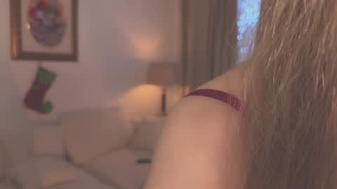 Snapshot of tatti_1 chatting on January 17, 2025, 6:15 am Tata online show from January 17, 2025, 6:15 am