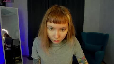 Snapshot of tattoo_artbaby chatting on September 17, 2025, 1:29 am tattoo_artbaby online show from September 17, 2025, 1:29 am