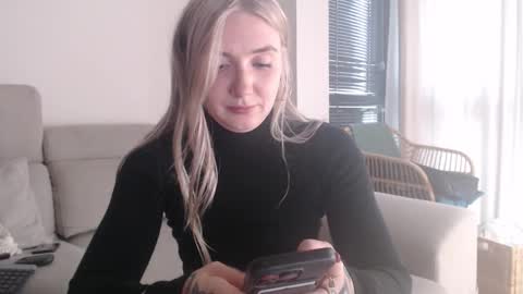 Snapshot of tattoobbgirl chatting on November 29, 2025, 4:21 pm tattoobbgirl online show from November 29, 2025, 4:21 pm