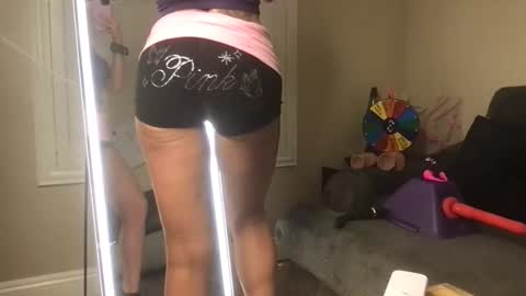 Miss Grace online show from February 13, 2026, 5:58 am