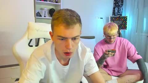 Alex but u can call me Theo online show from January 17, 2026, 2:55 pm