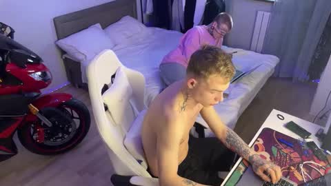 Alex but u can call me Theo online show from March 11, 2026, 7:36 am