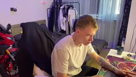 Alex but u can call me Theo online show from March 20, 2026, 10:31 am