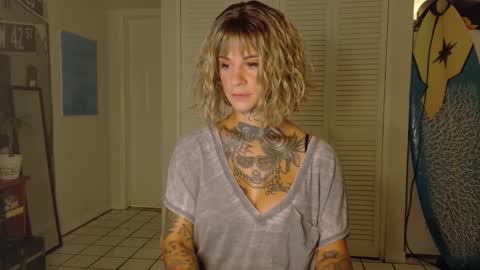 Natalia 3 online show from September 17, 2025, 8:38 am