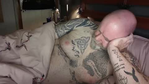 Tattooeddilf 01 online show from December 22, 2024, 5:12 am