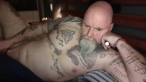 Tattooeddilf 01 online show from November 12, 2025, 12:11 am