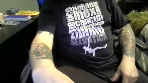 Snapshot of tatts_loves_tattas1 chatting on March 18, 2026, 2:09 pm TattsLovesTattas online show from March 18, 2026, 2:09 pm