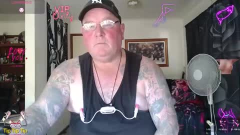 Snapshot of tattzsexy chatting on April 29, 2026, 2:48 am tattzsexy online show from April 29, 2026, 2:48 am