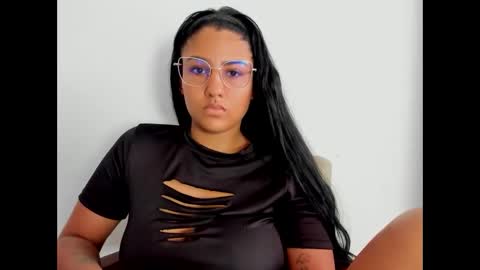 Tatiana Gomez online show from May 1, 2026, 5:28 pm