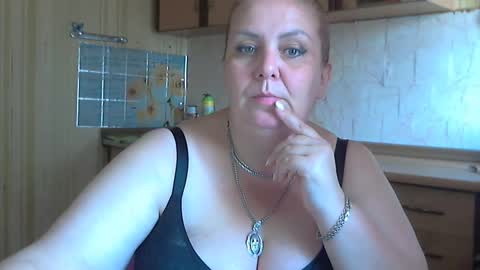 tatyanka_ online show from September 10, 2025, 8:36 am