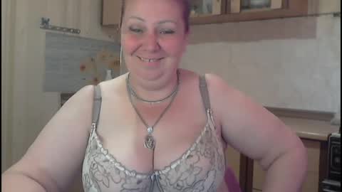 Snapshot of tatyanka_ chatting on May 22, 2026, 2:30 am tatyanka_ online show from May 22, 2026, 2:30 am