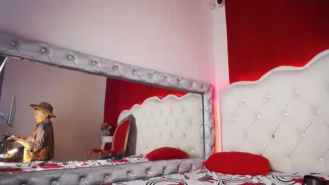 Taveko online show from March 8, 2026, 2:04 am