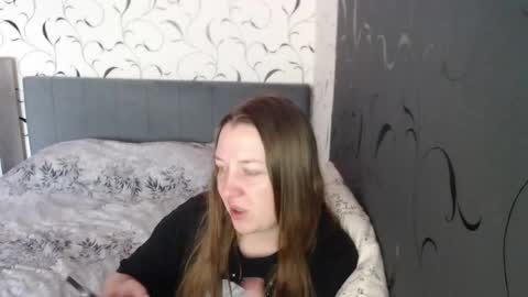 Snapshot of taxxxu chatting on May 9, 2026, 8:41 am Diana online show from May 9, 2026, 8:41 am