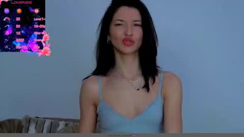 TayaKayan online show from January 10, 2025, 6:09 am