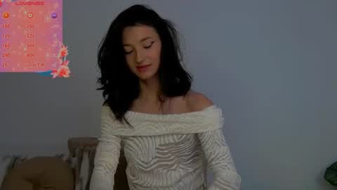 TayaKayan online show from February 5, 2025, 2:19 am