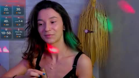 TayaKayan online show from November 30, 2025, 9:35 am