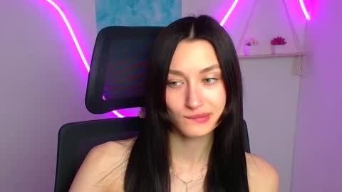 Taya online show from May 4, 2026, 5:36 am