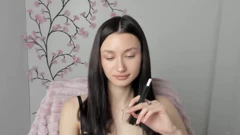 Taya online show from May 5, 2026, 5:26 am