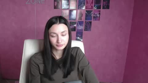 Taya online show from May 11, 2026, 5:35 am