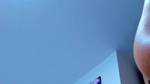 tayler_swift1 online show from April 5, 2026, 11:24 pm